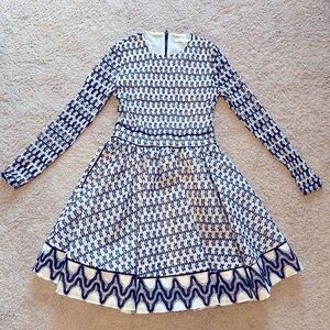 NWOT MAJE Royan Lace Dress (size 2)